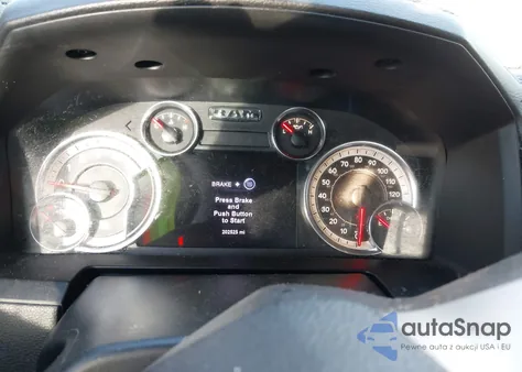 2017 Ram 2500 Laramie 4X4 6'4 Box from USA, damaged, VIN 3C6UR5FL2HG612429